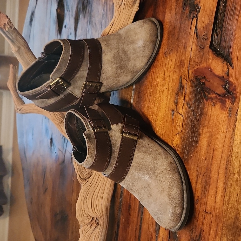 Soda Booties - Zip Up with Buckle Accents